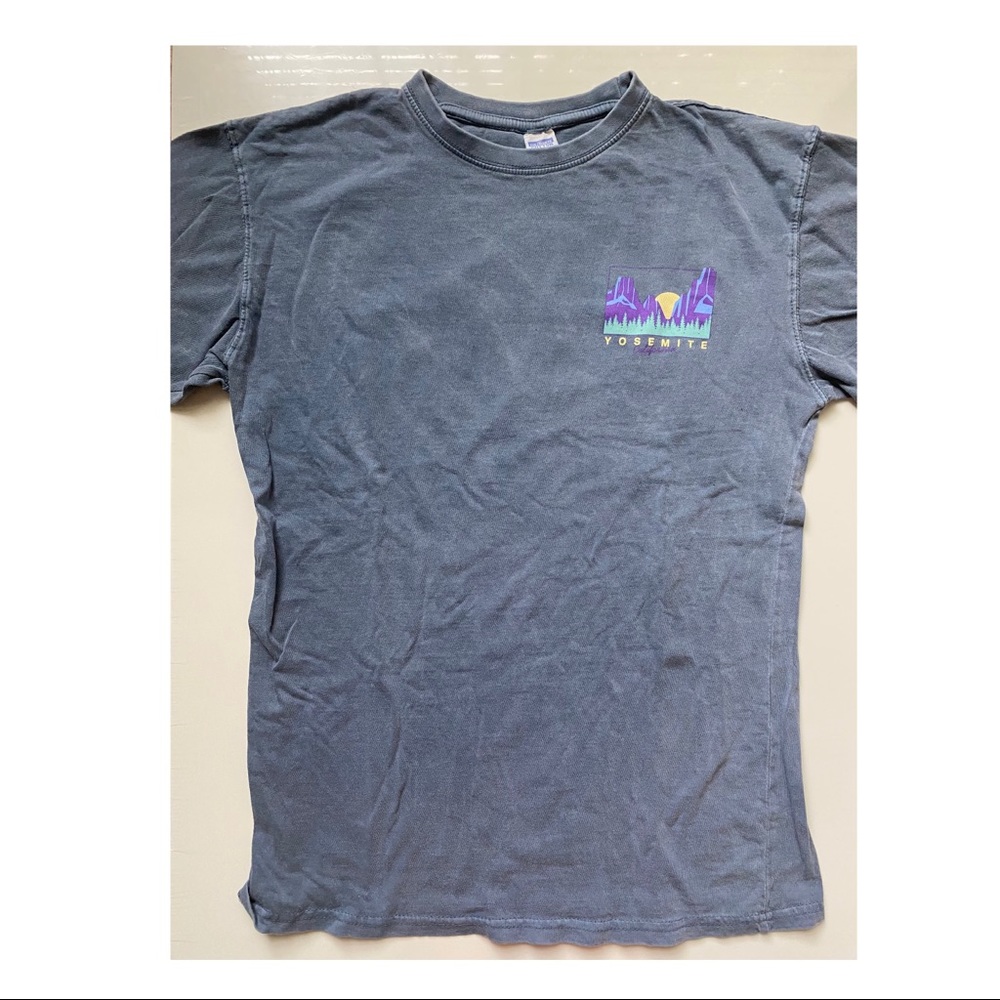 Medium, blue